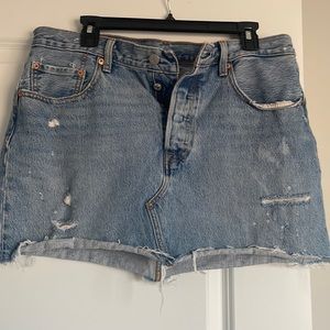 Levi’s Jean Mini skirt
